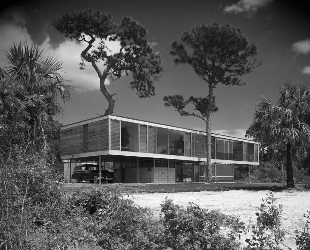 范斯沃斯宅(Farnsworth House)