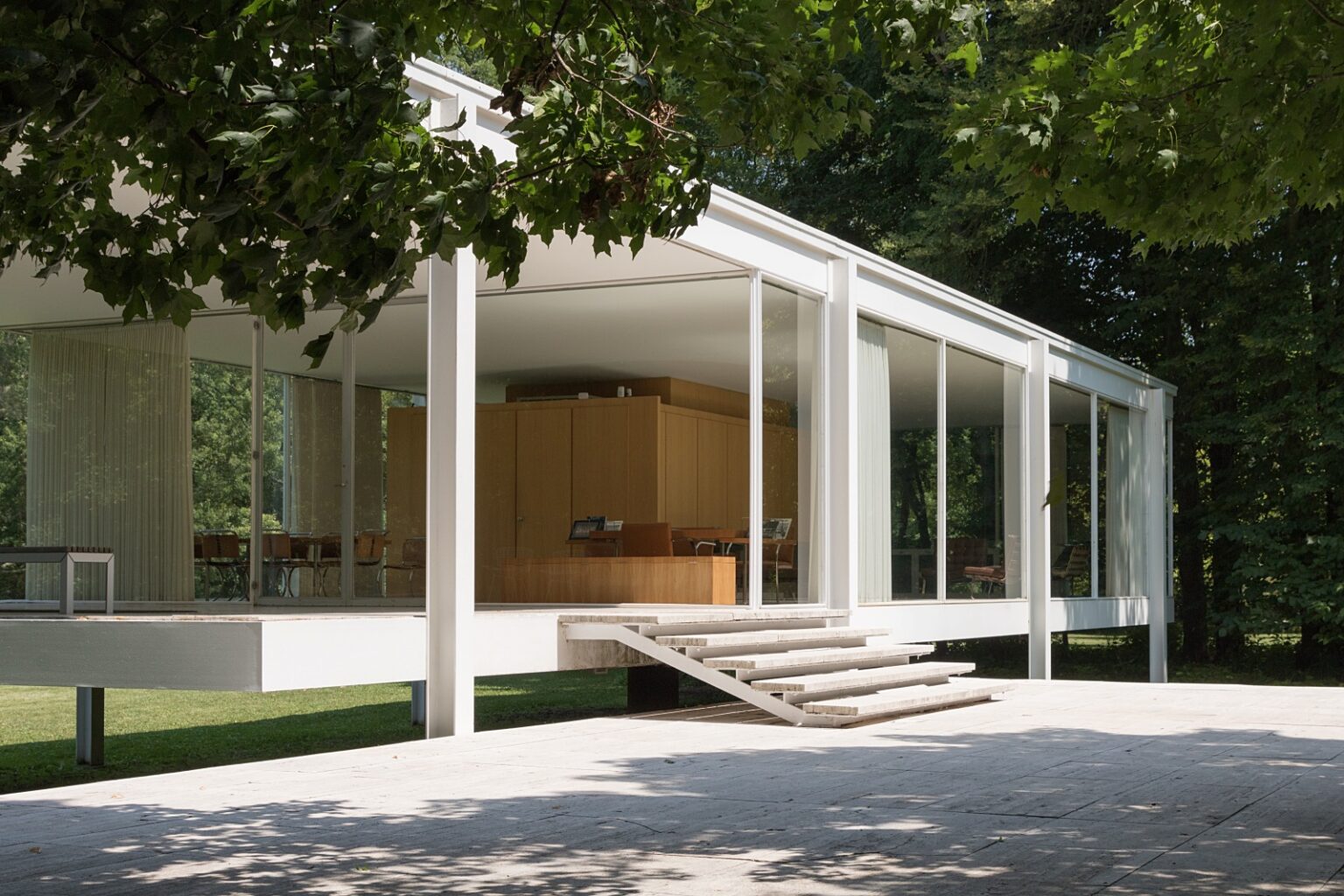 范斯沃斯宅(Farnsworth House)