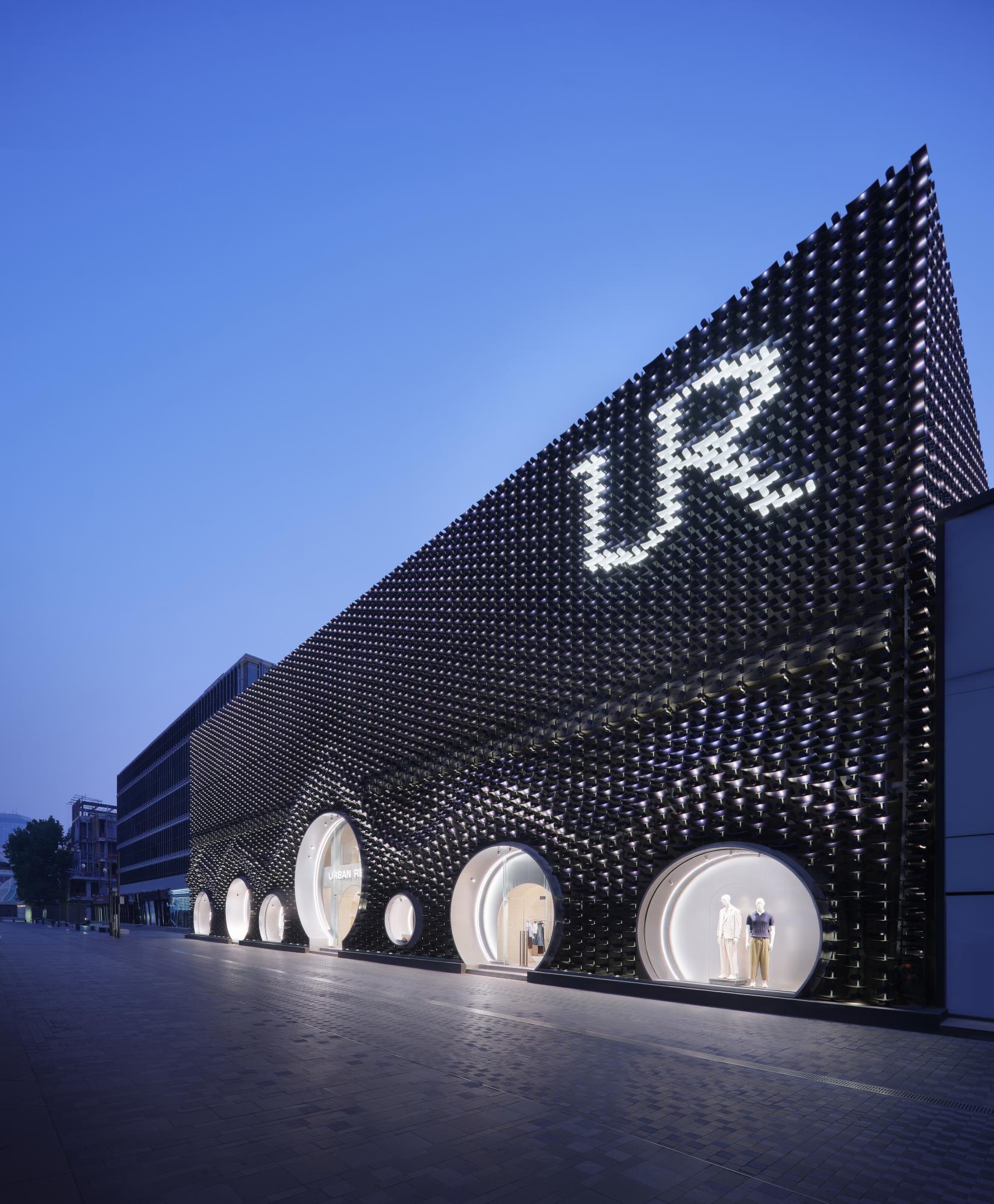 UR 北京三里屯旗舰店(Urban Revivo Sanlitun Flagship Store)