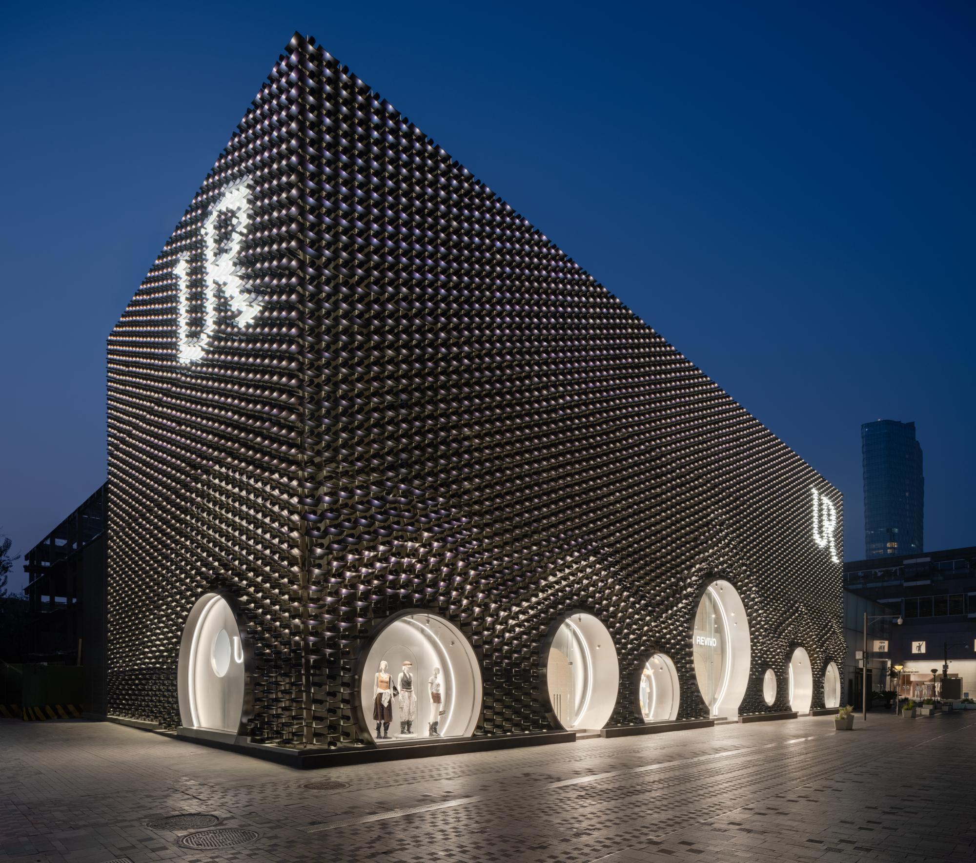 UR 北京三里屯旗舰店(Urban Revivo Sanlitun Flagship Store)