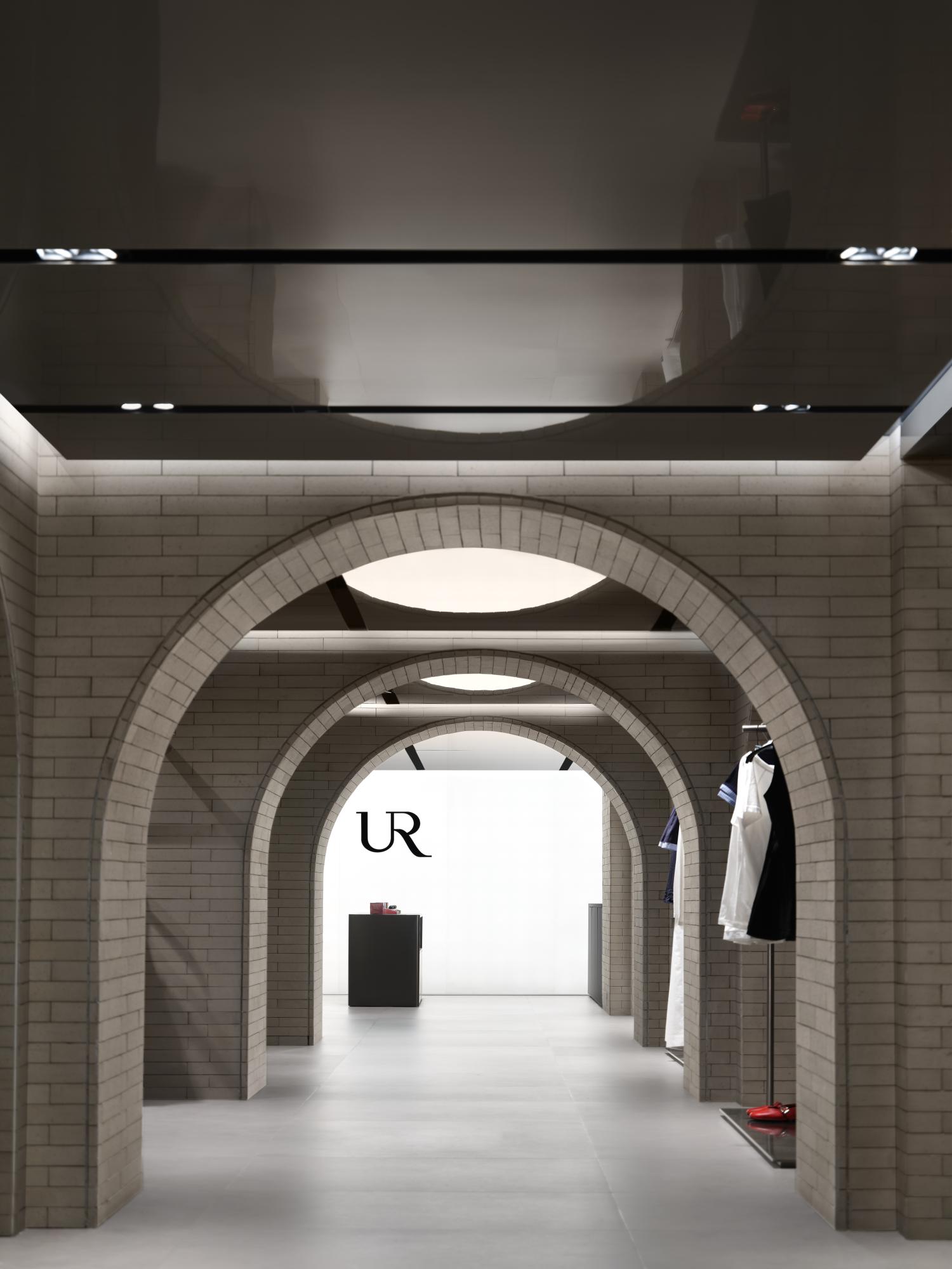 UR 北京三里屯旗舰店(Urban Revivo Sanlitun Flagship Store)