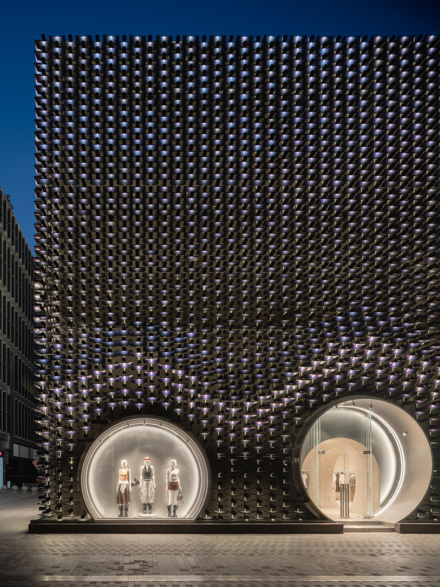 UR 北京三里屯旗舰店(Urban Revivo Sanlitun Flagship Store)