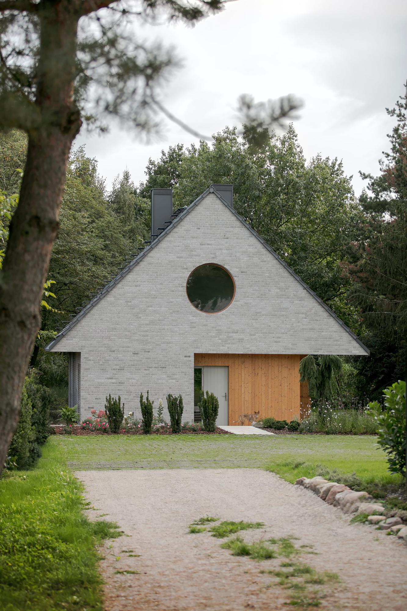 基础小屋(Elementary House)