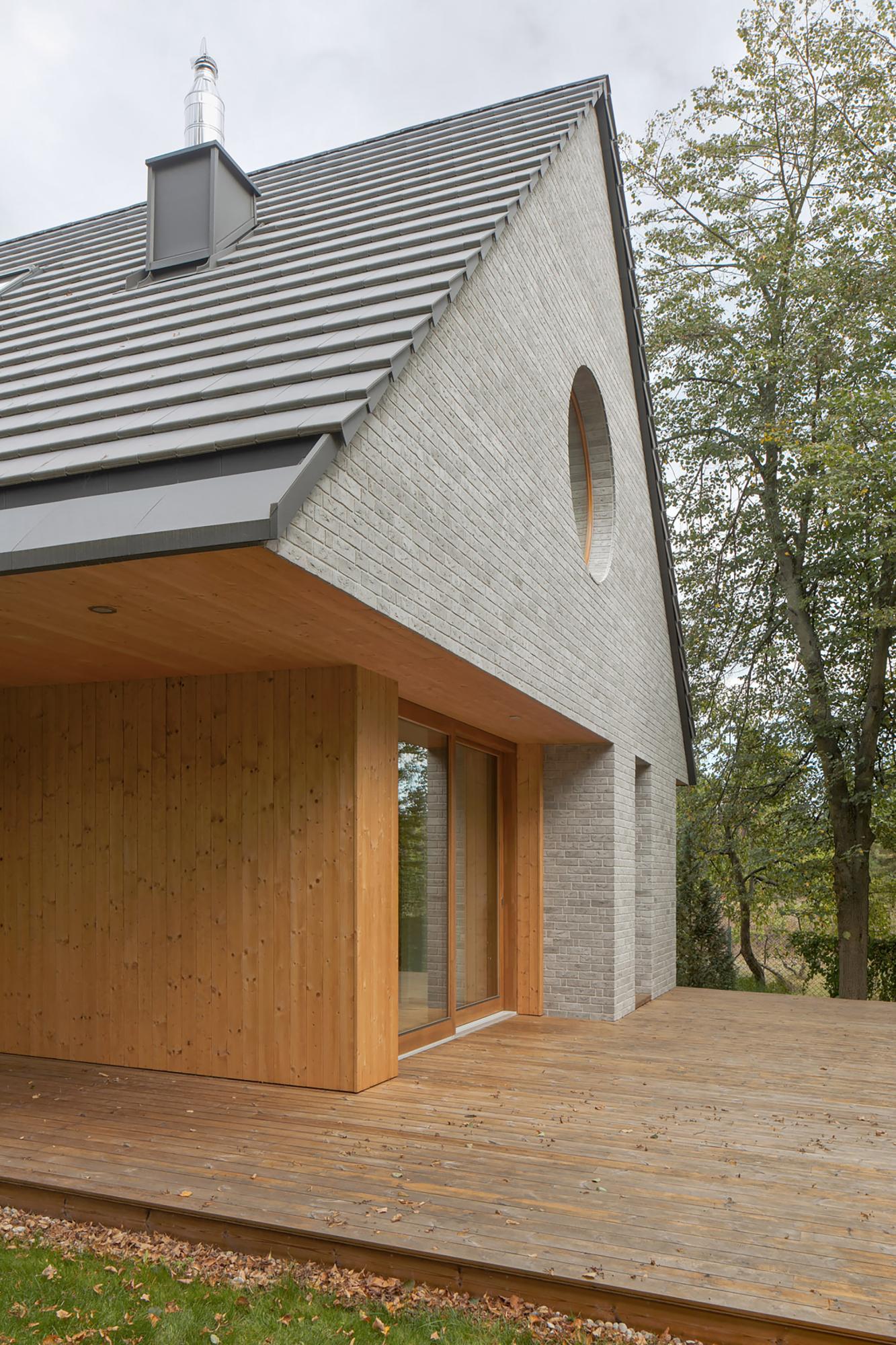 基础小屋(Elementary House)