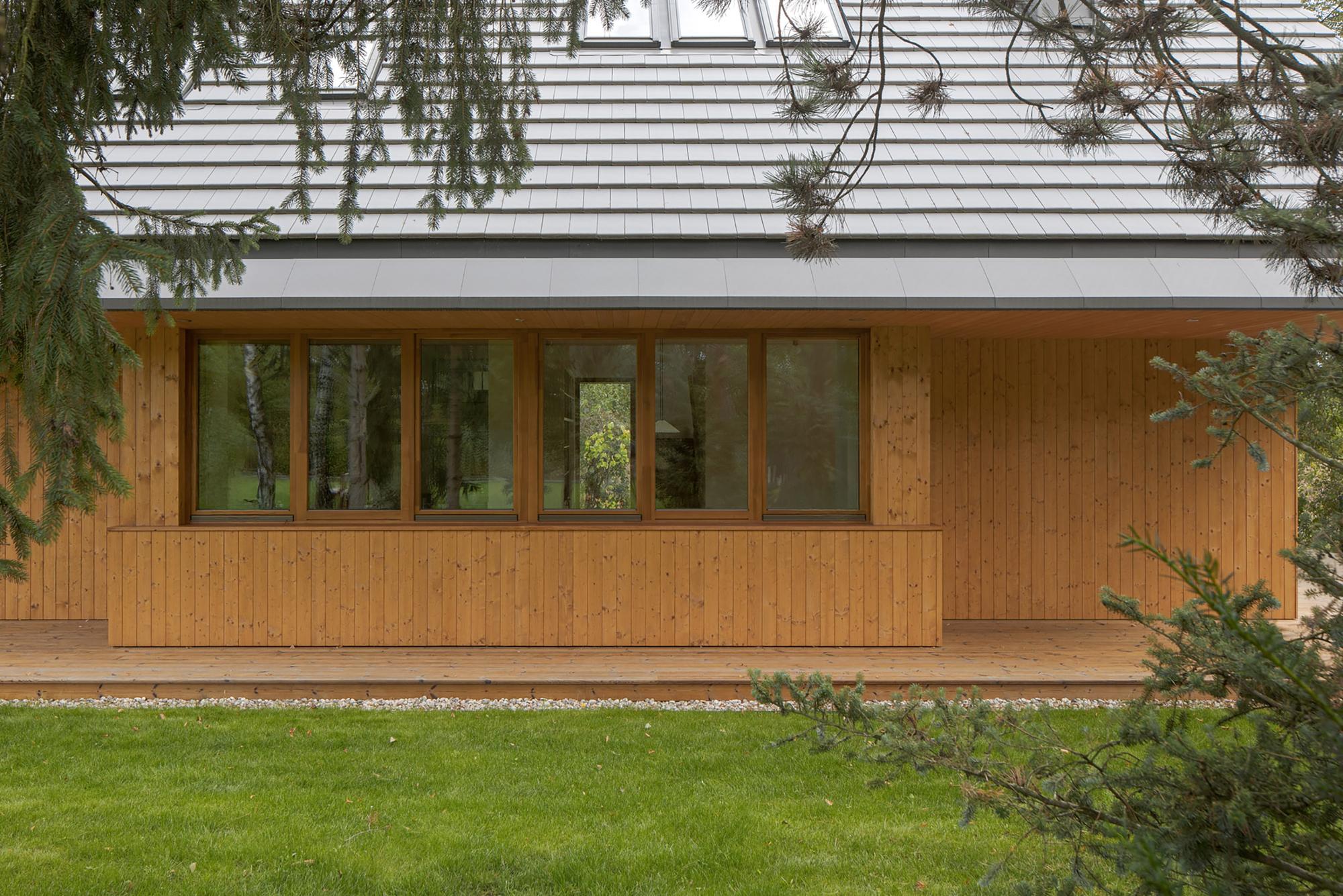 基础小屋(Elementary House)