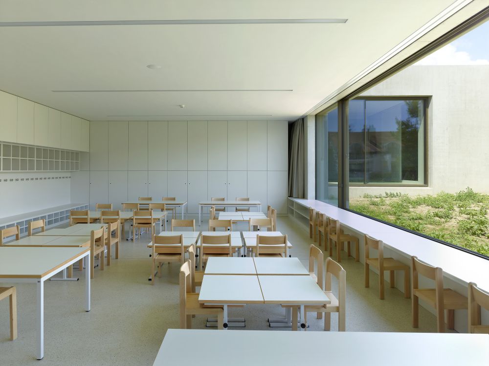 新普朗金斯幼儿园(The new Prangins kindergarten)